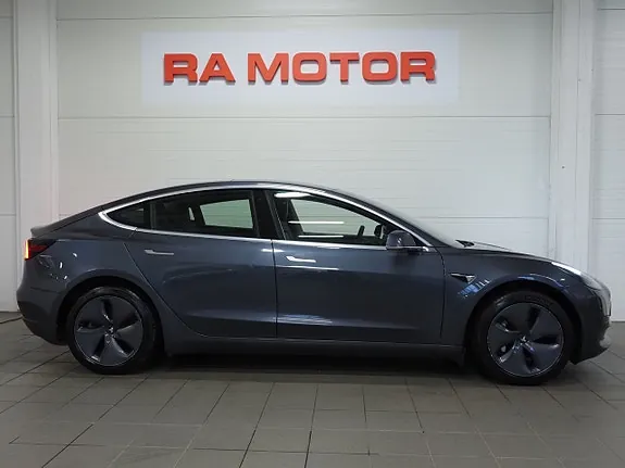 Tesla Model 3 2020 photo 4