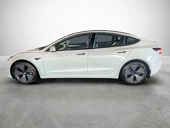 Tesla Model 3 2021 photo 2