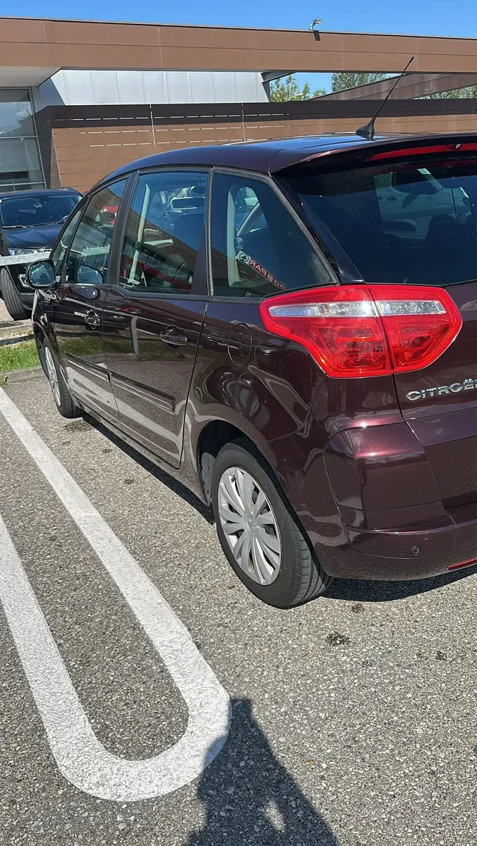 Citroen C4 Picasso 2008 photo 3