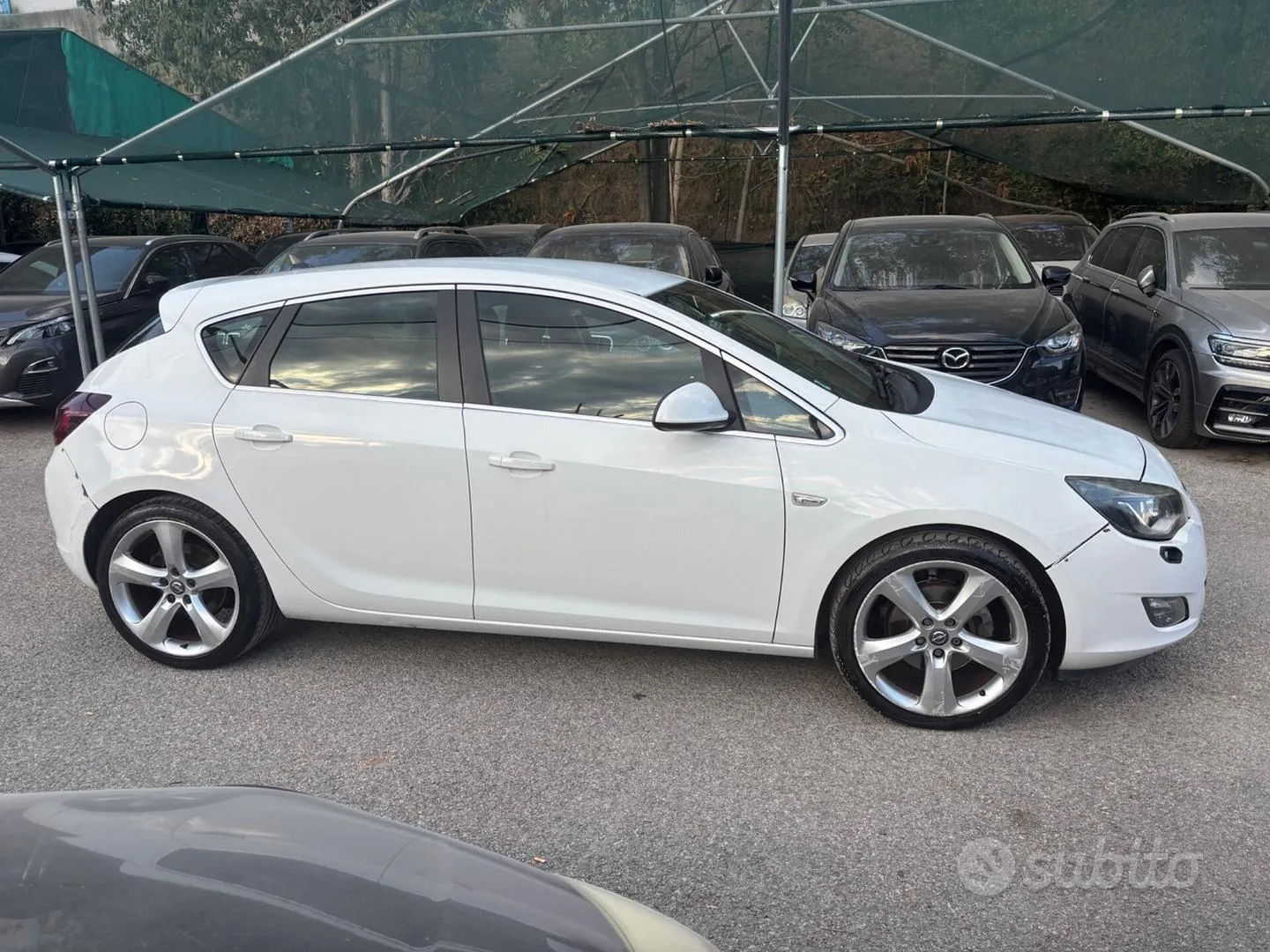 Opel Astra 2010 photo 5