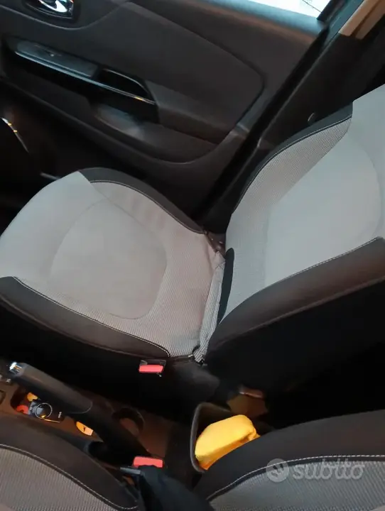 Renault Captur 2014 photo 4
