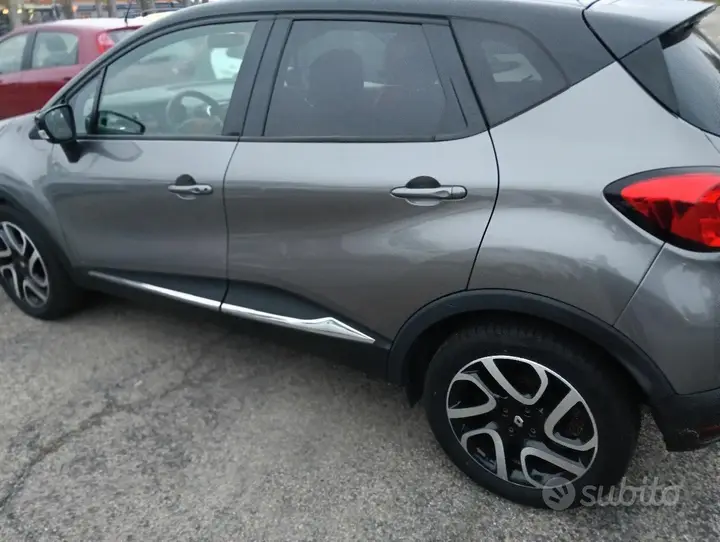 Renault Captur 2014 photo 2