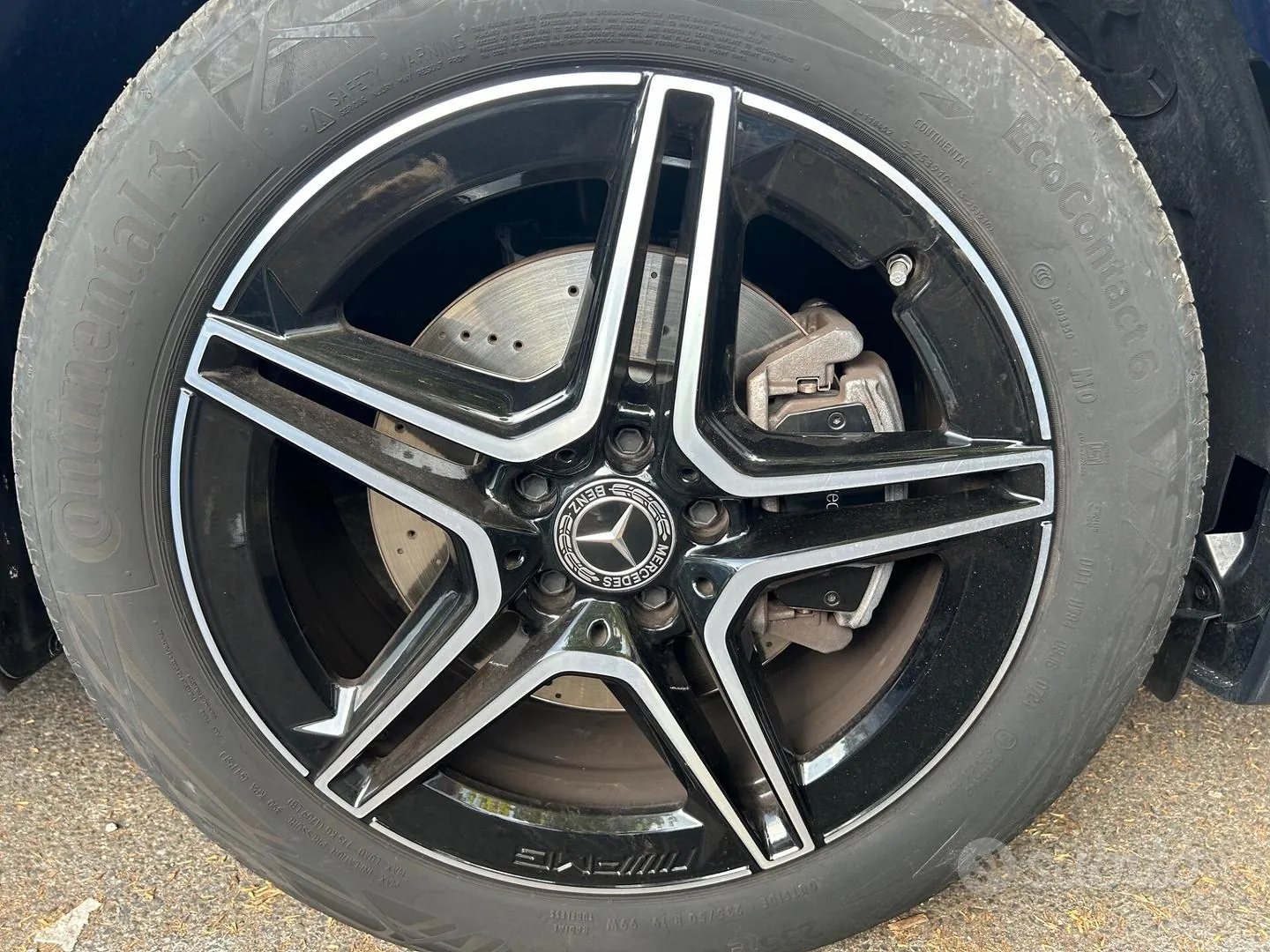 Mercedes-Benz Gla 2024 photo 5