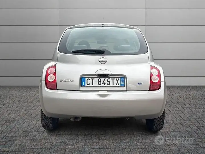 Nissan Micra 2005 photo 4