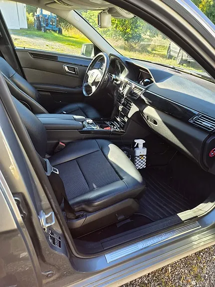 Mercedes-Benz E220 D 2012 photo 5