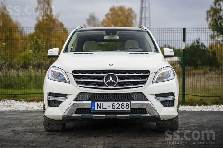 Mercedes-Benz Ml 350 2012 photo 2