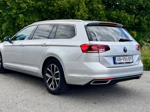 Volkswagen Passat Variant 2021 photo 3