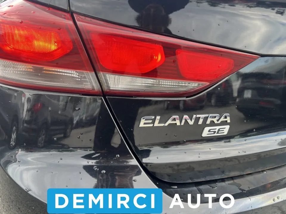 Hyundai Elantra 2017 photo 2