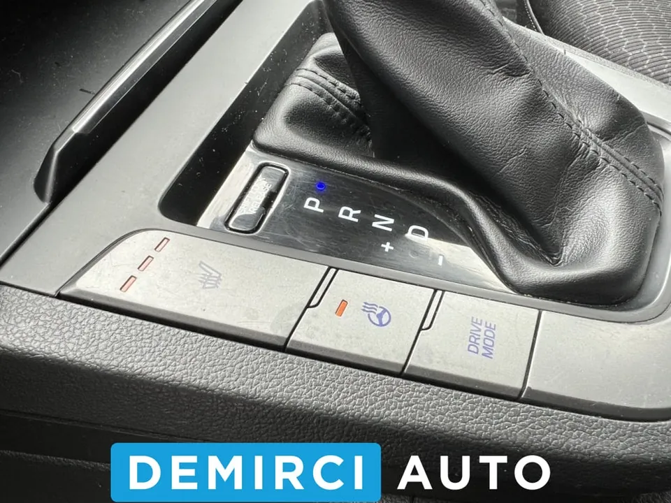 Hyundai Elantra 2017 photo 4