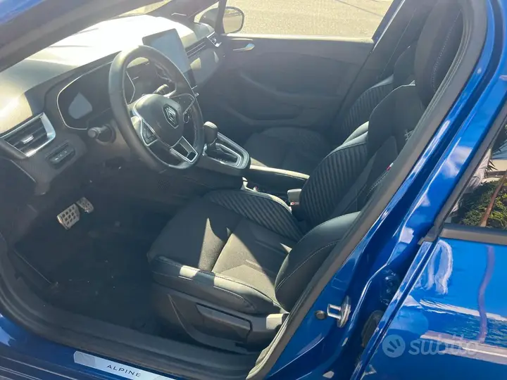 Renault Clio 2024 photo 3