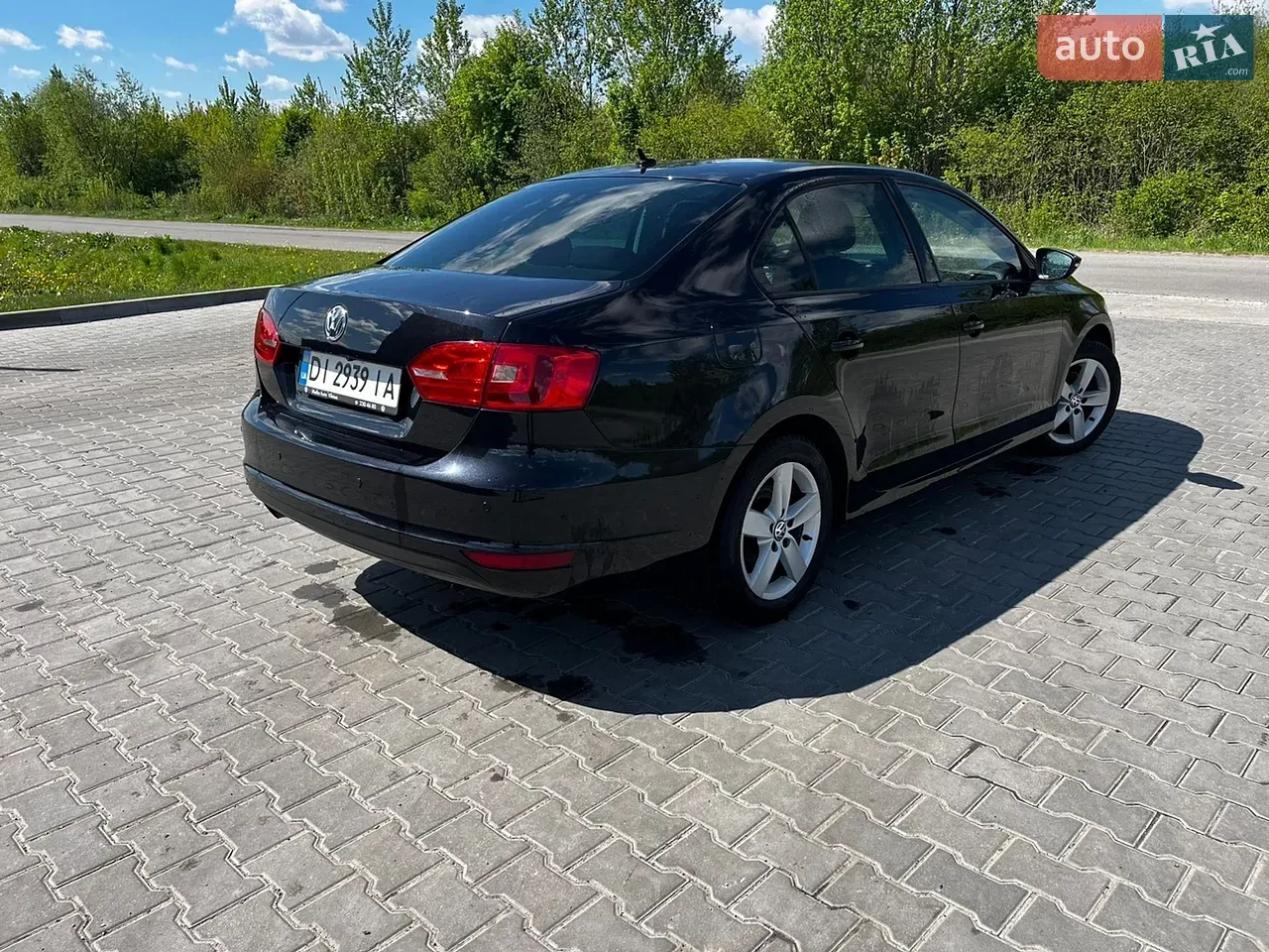 Volkswagen Jetta 2011 photo 4