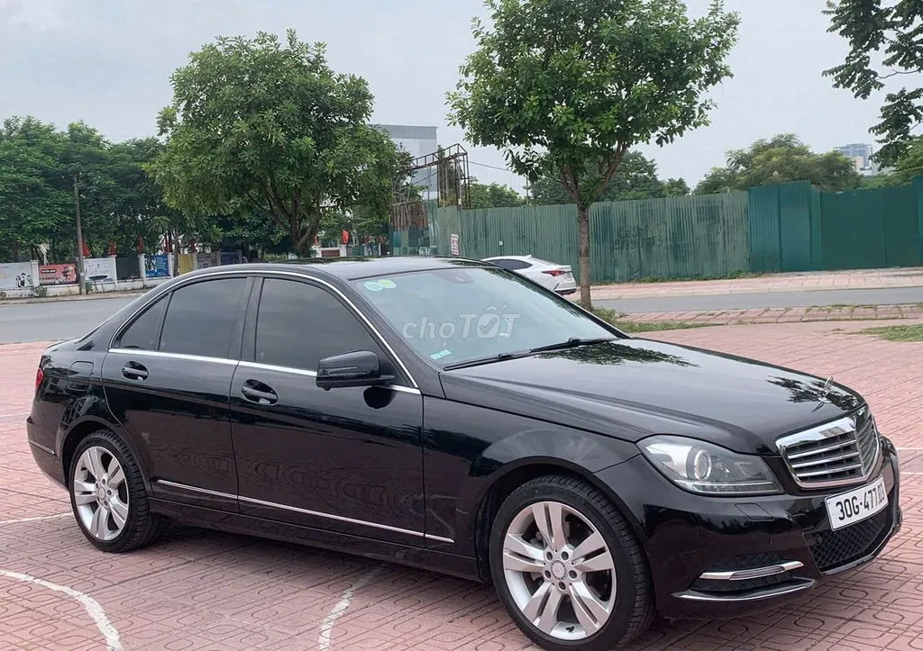 Mercedes-Benz C-Class 2014 photo 2