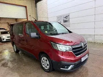 Renault Trafic 2022 photo 2
