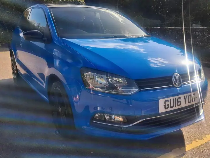 Volkswagen Polo 2016 photo 2