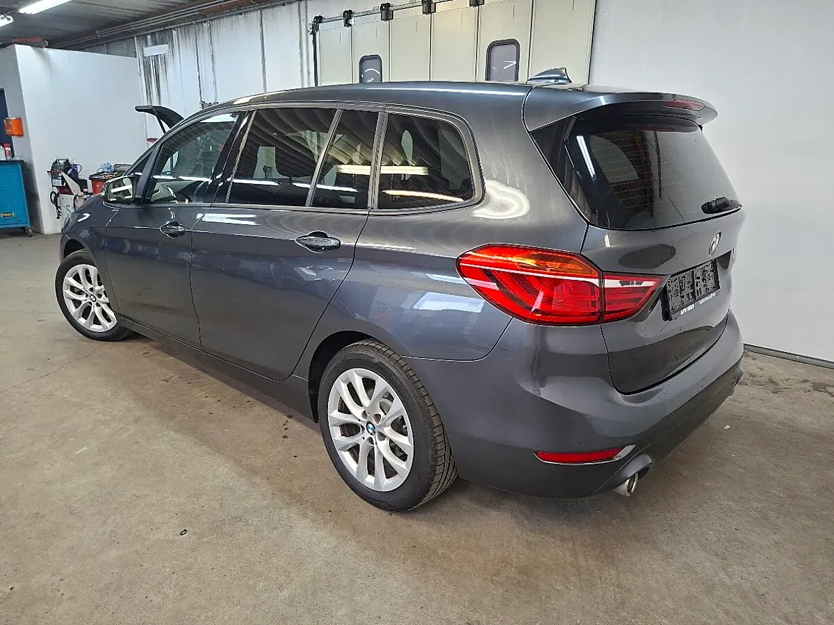 BMW 2 Series 2021 photo 3