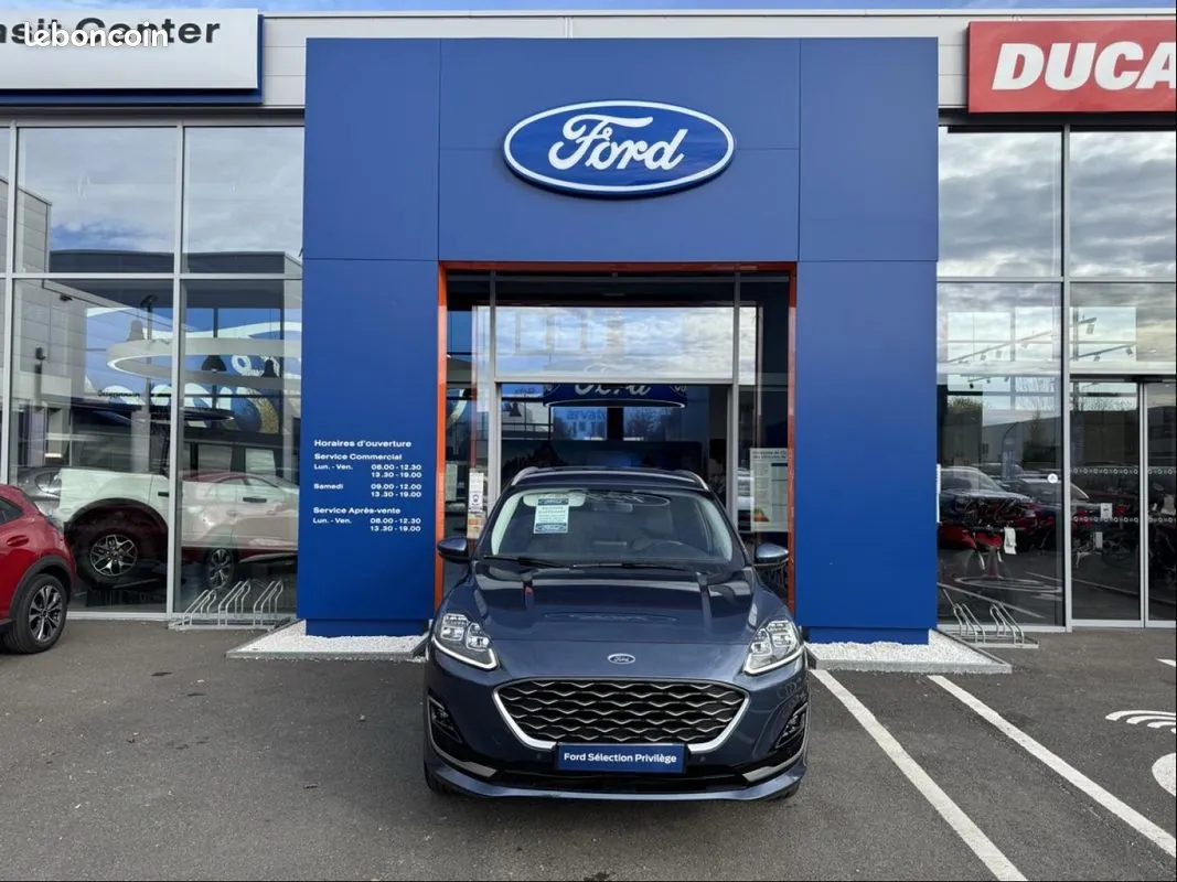 Ford Kuga 2023 photo 2