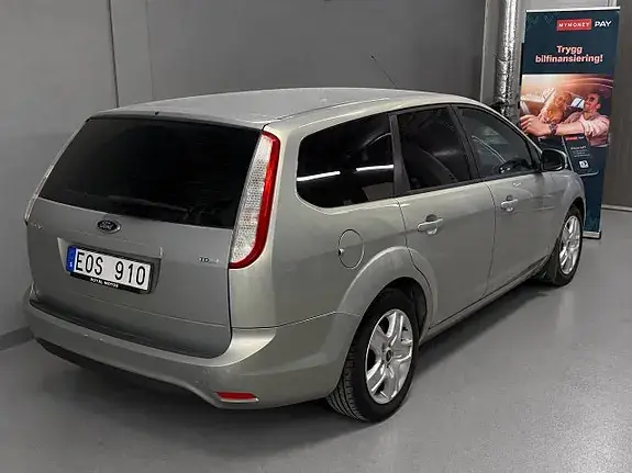 Ford Focus 2009 photo 3