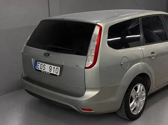 Ford Focus 2009 photo 4