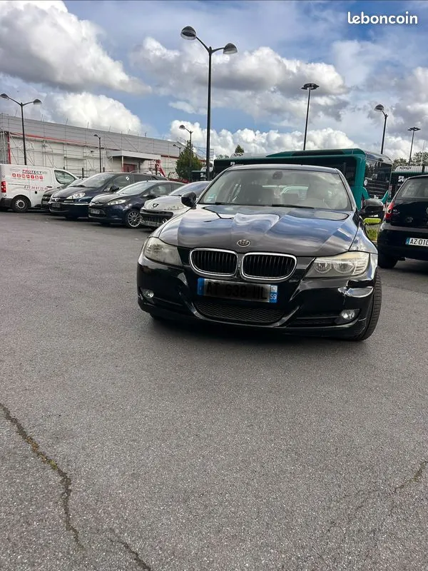 BMW 3 Series 2010 photo 3