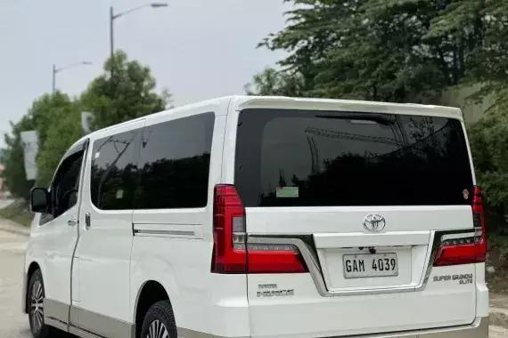Toyota Hiace 2020 photo 4