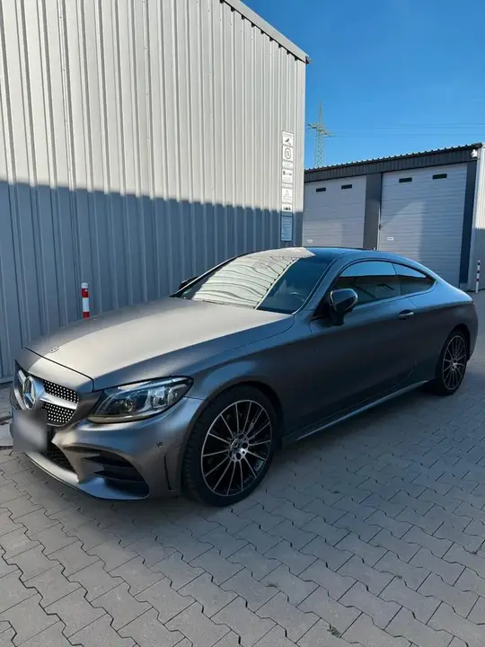 Mercedes-Benz C200