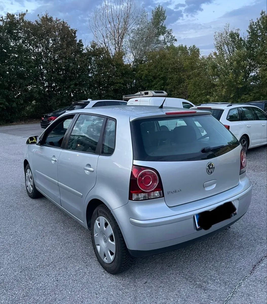 Volkswagen Polo 2009 photo 2