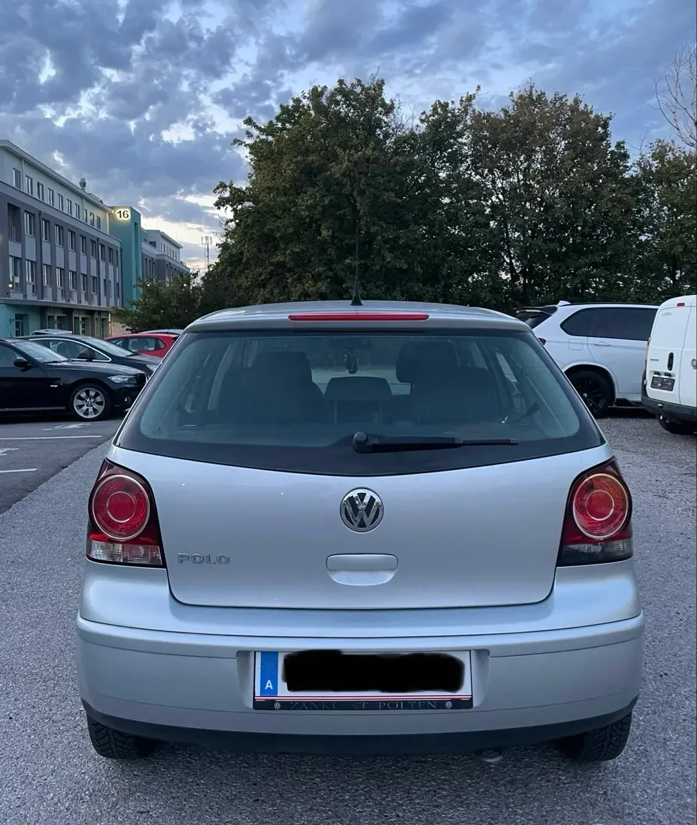 Volkswagen Polo 2009 photo 3