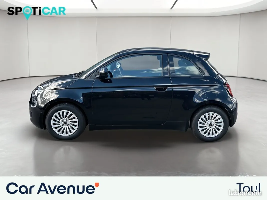 Fiat 500 2023 photo 2