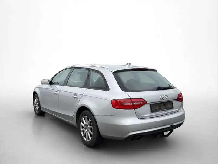 Audi A4 Avant 2013 photo 4