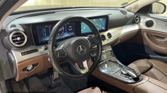 Mercedes-Benz E220 D 2017 photo 3