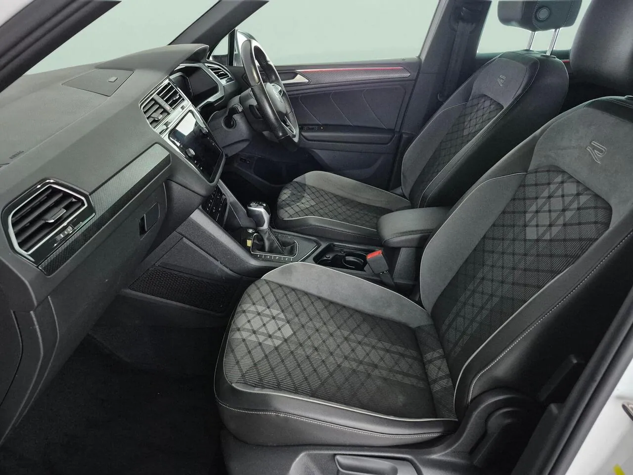 Volkswagen Tiguan 2023 photo 4
