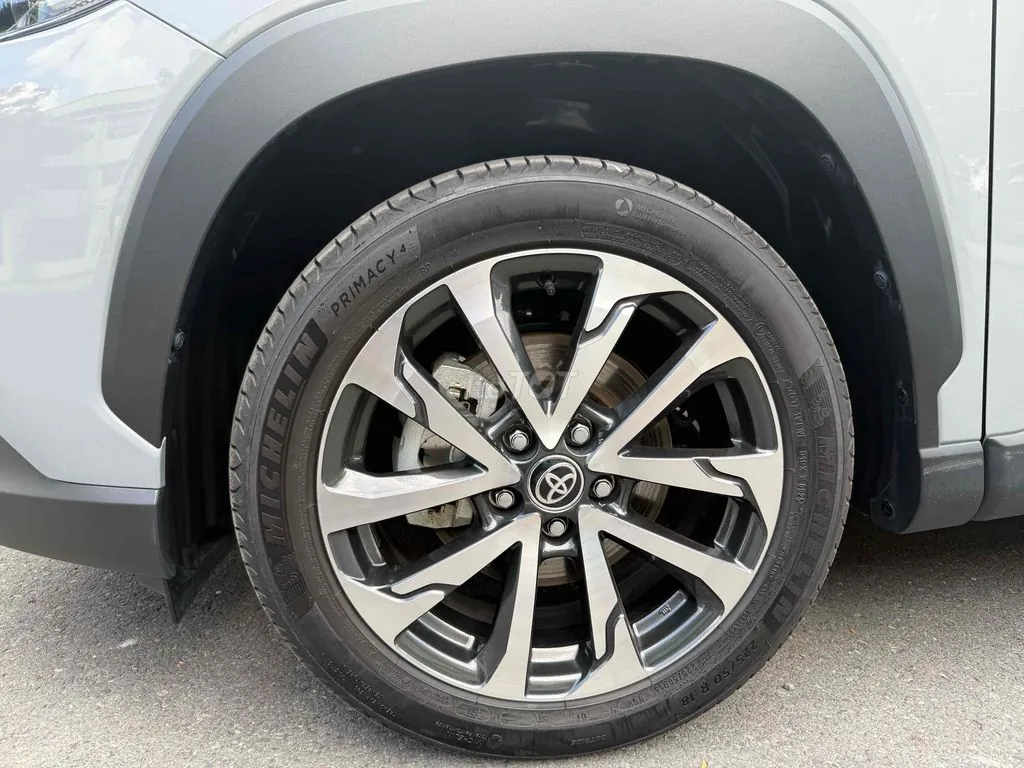Toyota Corolla Cross 2025 photo 4