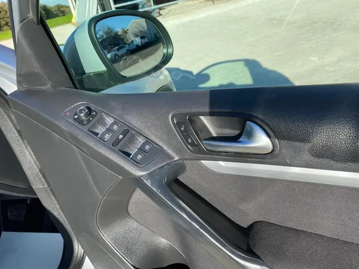 Volkswagen Tiguan 2015 photo 3