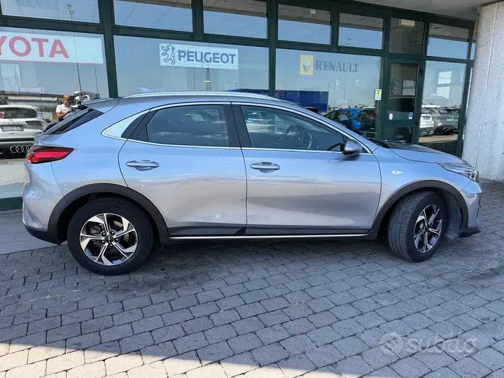 Kia Xceed 2022 photo 2