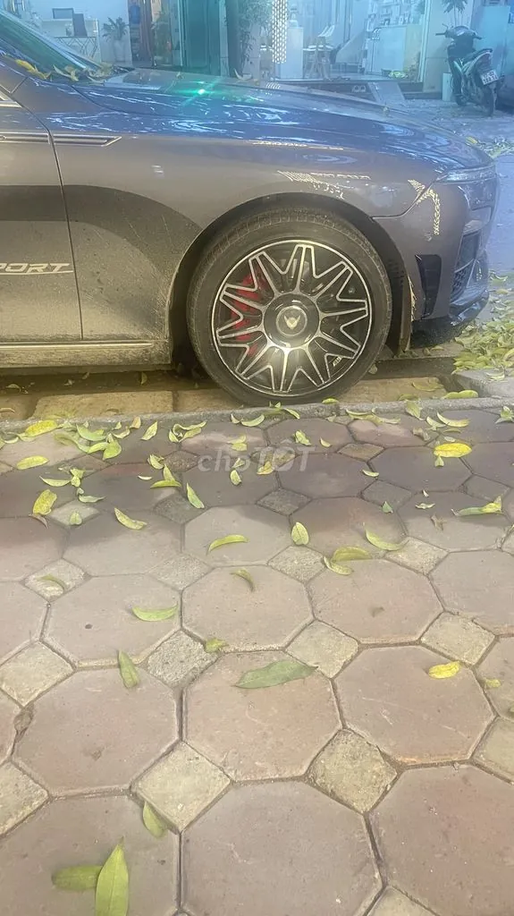 Vinfast Lux A 2019 photo 3