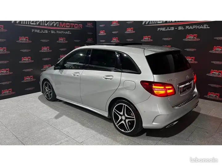 Mercedes-Benz B-Class 2015 photo 3