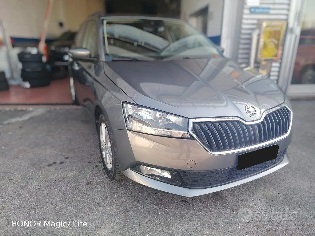 Skoda Fabia 2022 photo 3