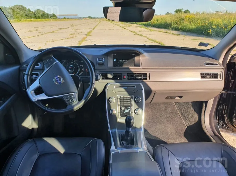 Volvo V70 2015 photo 4