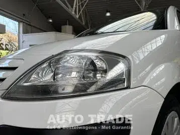 Citroen C3 2009 photo 3
