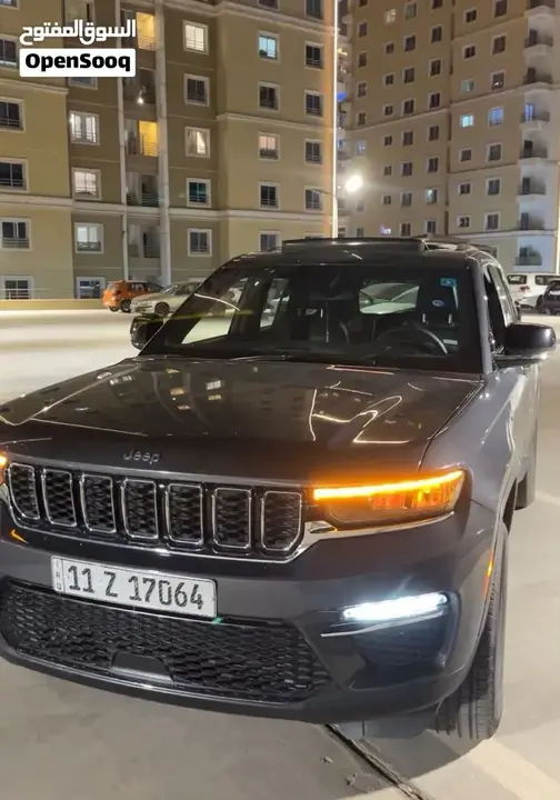 Jeep Grand Cherokee 2024 photo 2