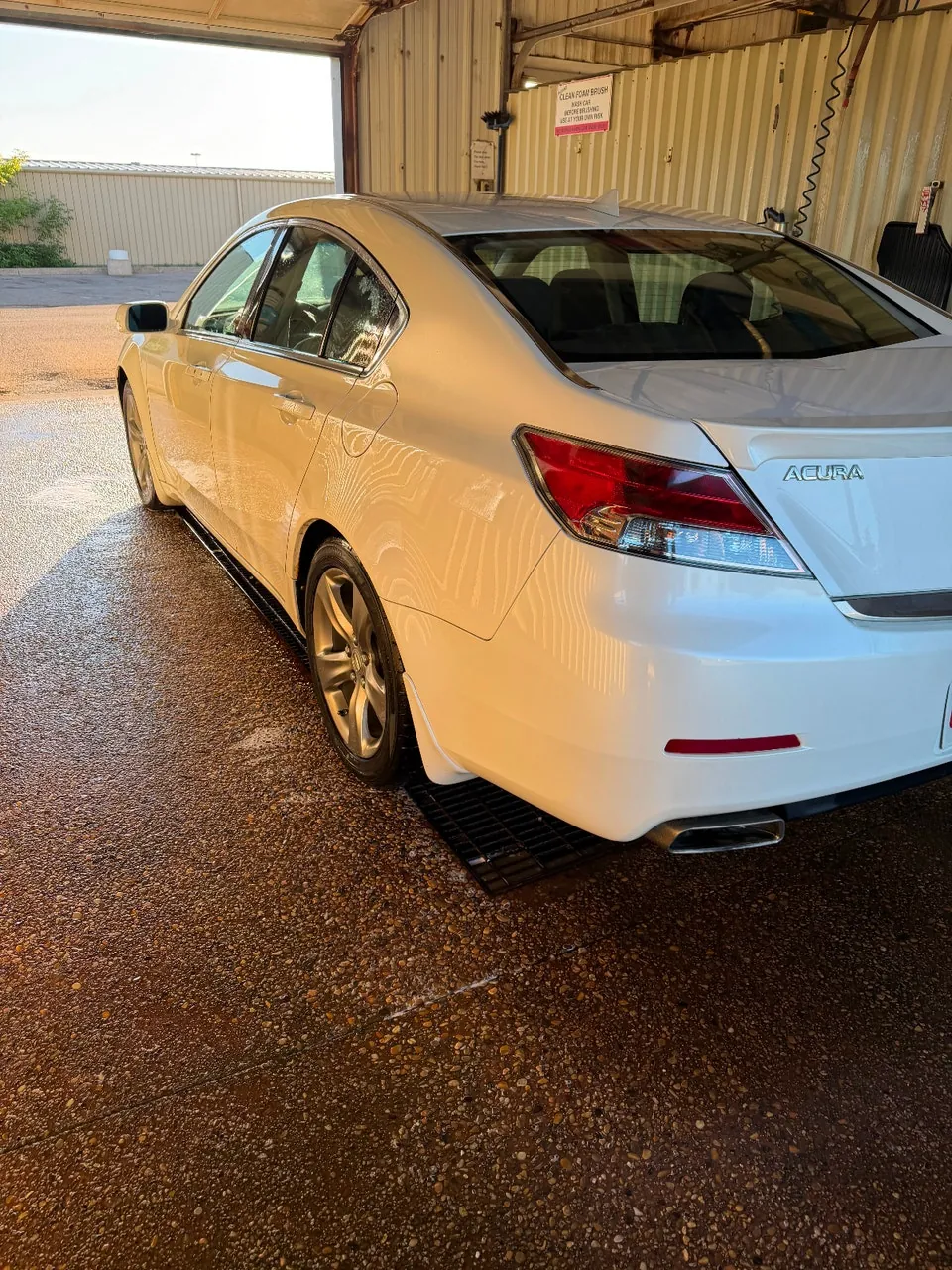 Acura Tl 2012 photo 2