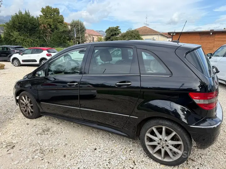 Mercedes-Benz B 200 Cdi 2006 photo 5