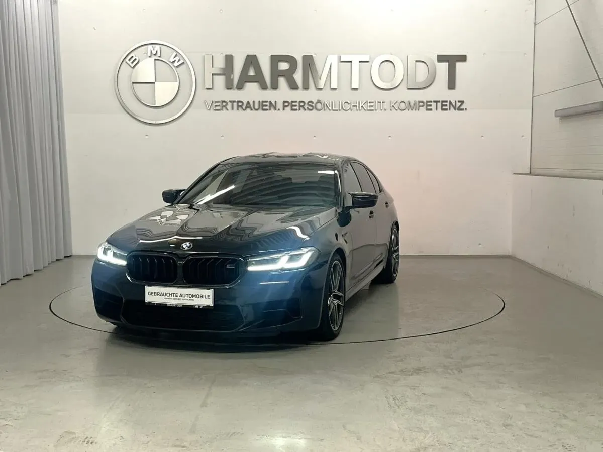 BMW 5 Series 2021 photo 2