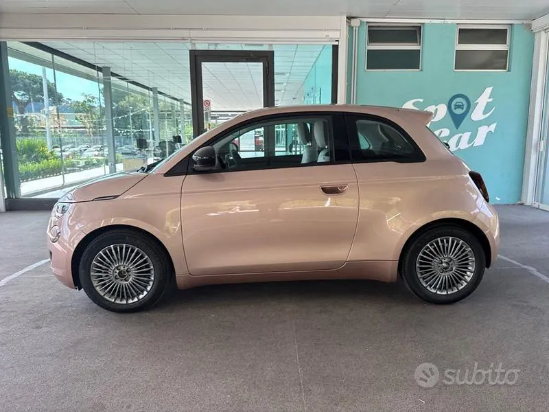 Fiat 500 Hybrid Icon 2026 photo 2