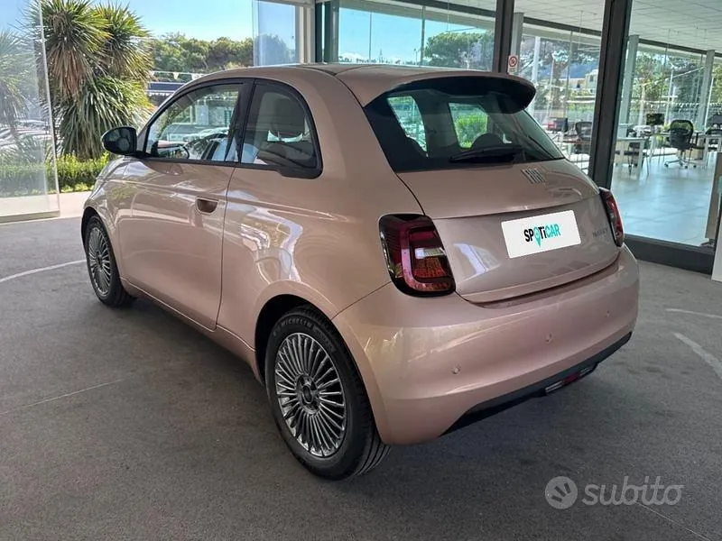 Fiat 500 Hybrid Icon 2026 photo 3
