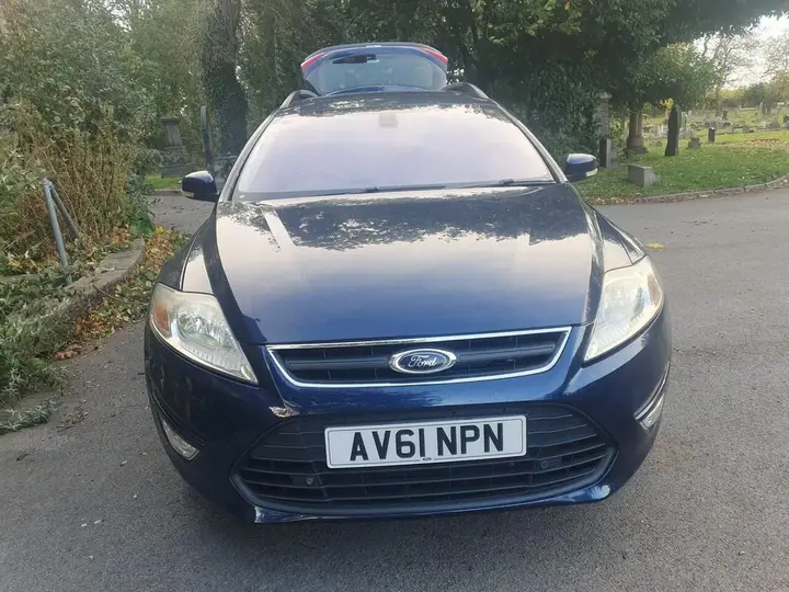 Ford Mondeo 2011 photo 2
