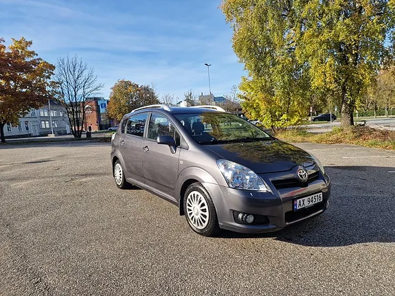 Toyota Corolla Verso 2007 photo 2