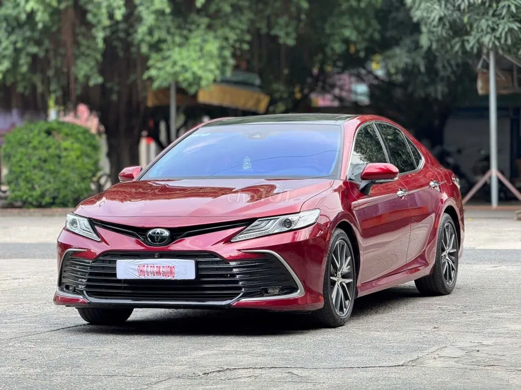 Toyota Camry 2022 photo 3