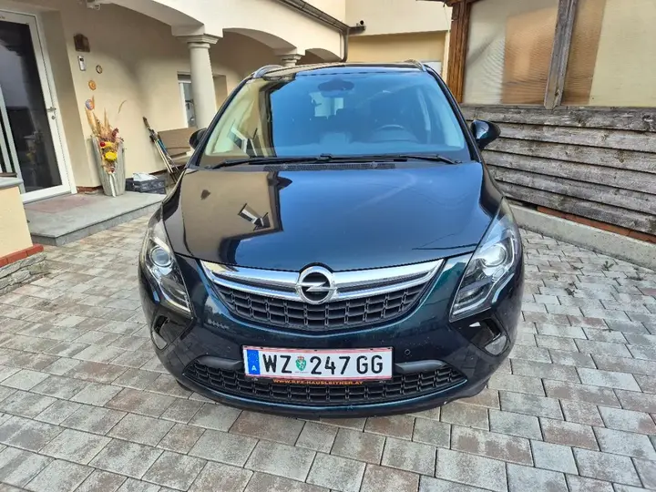 Opel Zafira Tourer