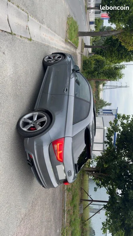 Audi A1 2011 photo 2